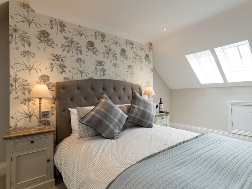 Master king bedroom | Rye Cottage, Helmsley