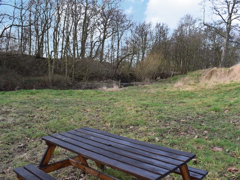 Riverside picnic area | Betty’s Byre - Cleveland View Cottages, Easby Grange, near Great Ayton