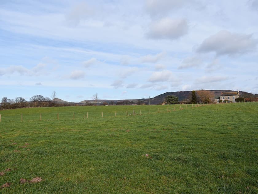Surrounding area | Betty’s Byre - Cleveland View Cottages, Easby Grange, near Great Ayton