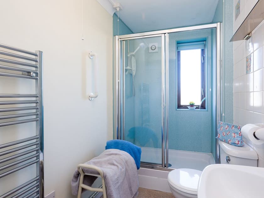 Shower room | Seagulls, Blakeney