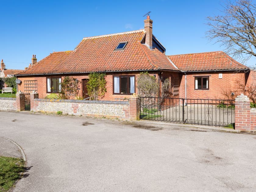Wonderful holiday home | Seagulls, Blakeney