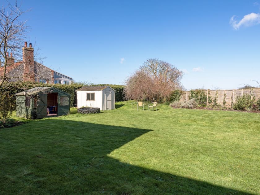 Extensive lawned garden | Seagulls, Blakeney