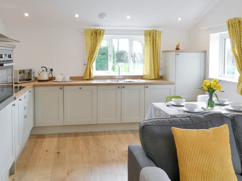 Well-equipped fitted kitchen | The Boat House, Roughton, near Cromer