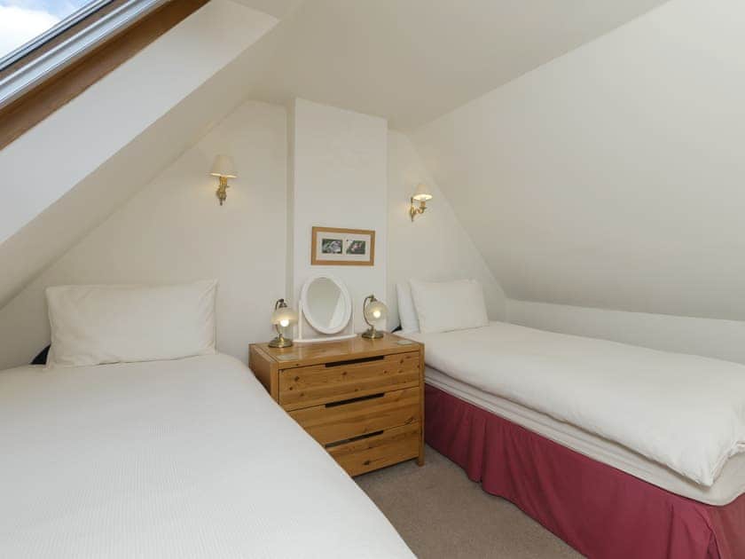 Good-sized twin bedroom | Stable Cottage, Alnwick