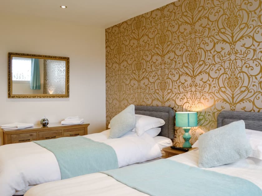 Ideal twin bedroom | Park View Cottage, Stranraer