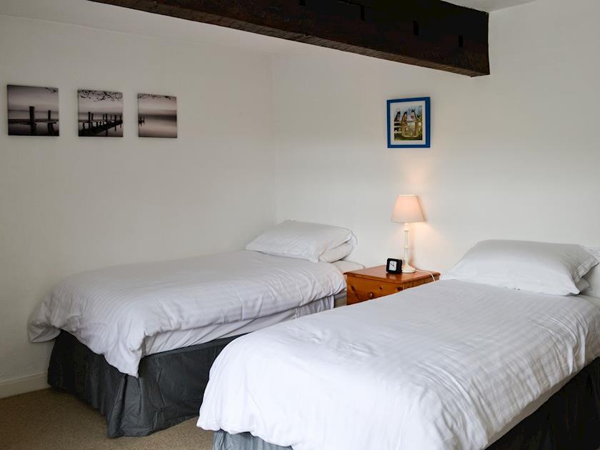 Twin bedroom | East House Farm - East House Farm and Wood’s Barn, Beckermonds, near Kettlewell