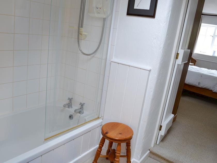Bathroom | East House Farm - East House Farm and Wood’s Barn, Beckermonds, near Kettlewell