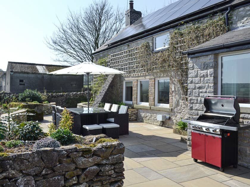BBQ and sitting out area | Manor Cottage, Wardlow, near Buxton