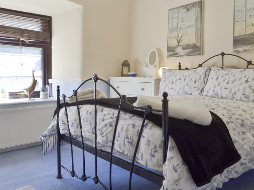 Comfortable double bedroom | Poppy Cottage, Bonsall, near Matlock