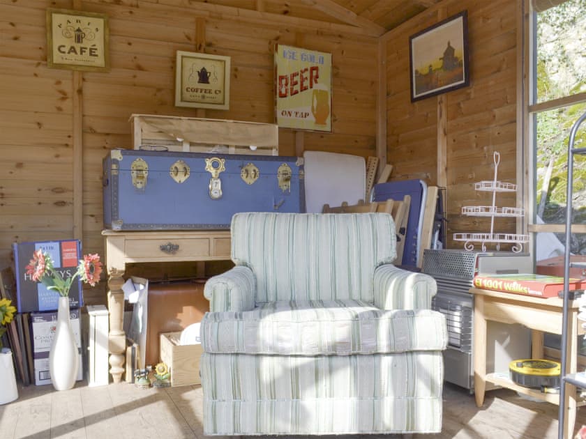 Useful summerhouse | Poppy Cottage, Bonsall, near Matlock
