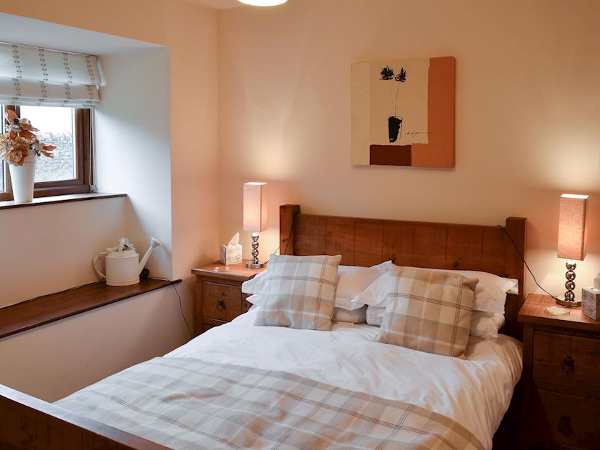 Double bedroom | Mia Cottage - Buckley Green Bottom Farm, Buckley Green, near Haworth