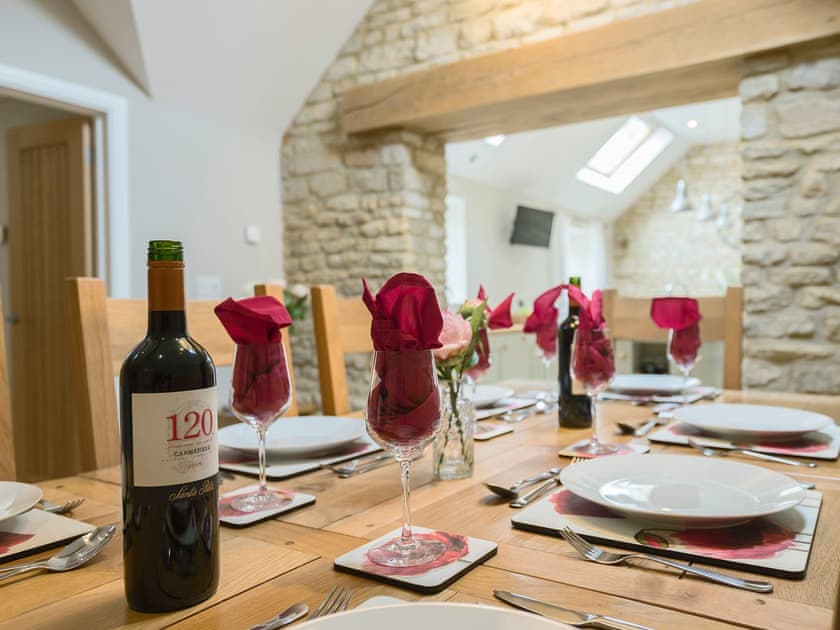 Impressive beamed dining room | The Stables, Aisby, near Grantham