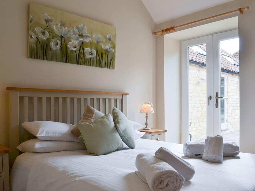 Charming double bedroom | The Stables, Aisby, near Grantham