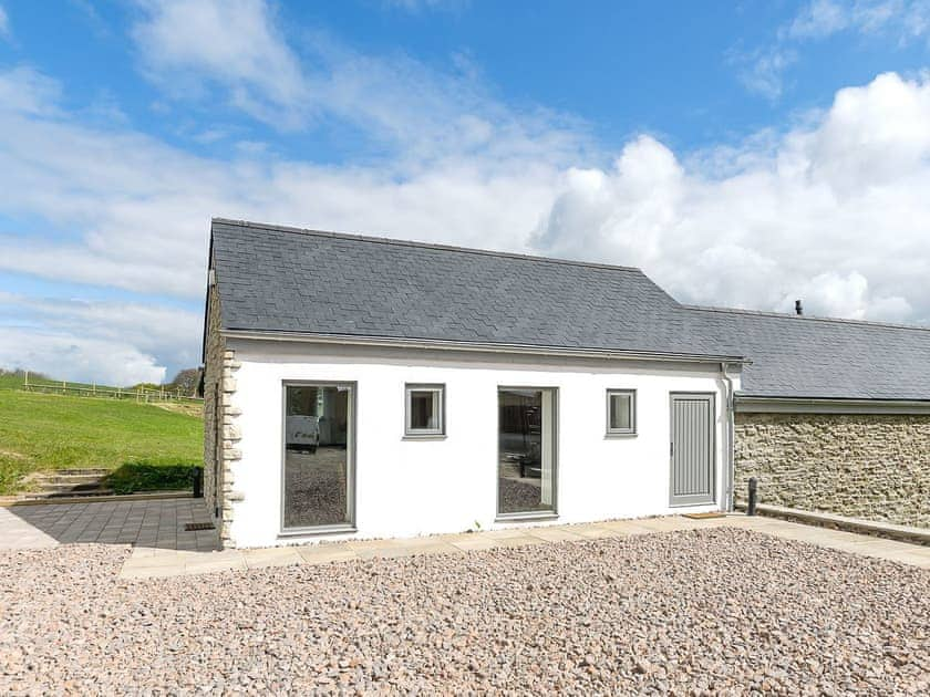 Spacious contemporary barn conversion in the heart of Monmouthshire | Clawdd-Y-Parc, near Llangybi