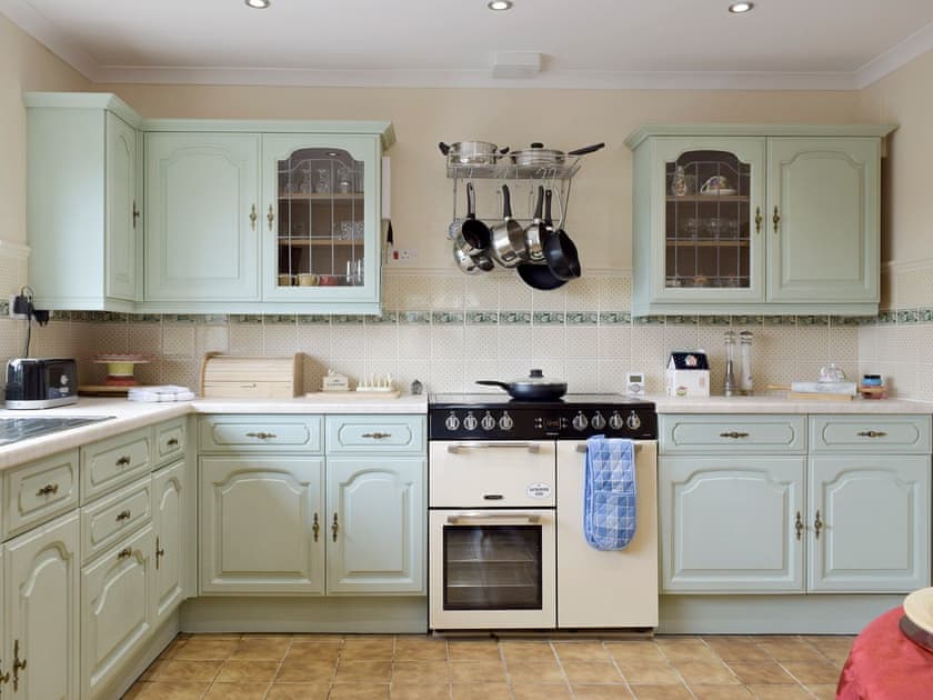 Fully appointed fitted kitchen | Green Haven, Narberth