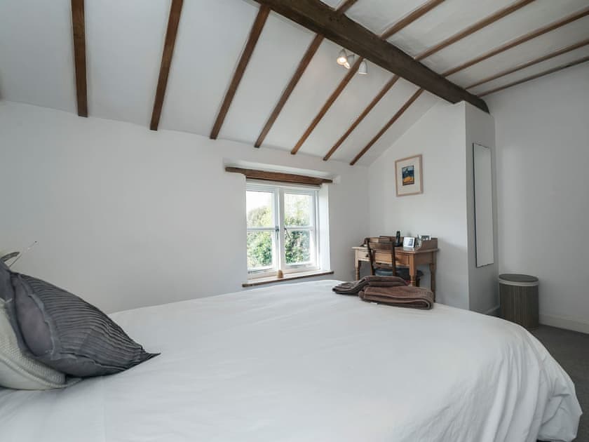 Charming double bedroom with beams | The High Street, Orford, near Aldeburgh