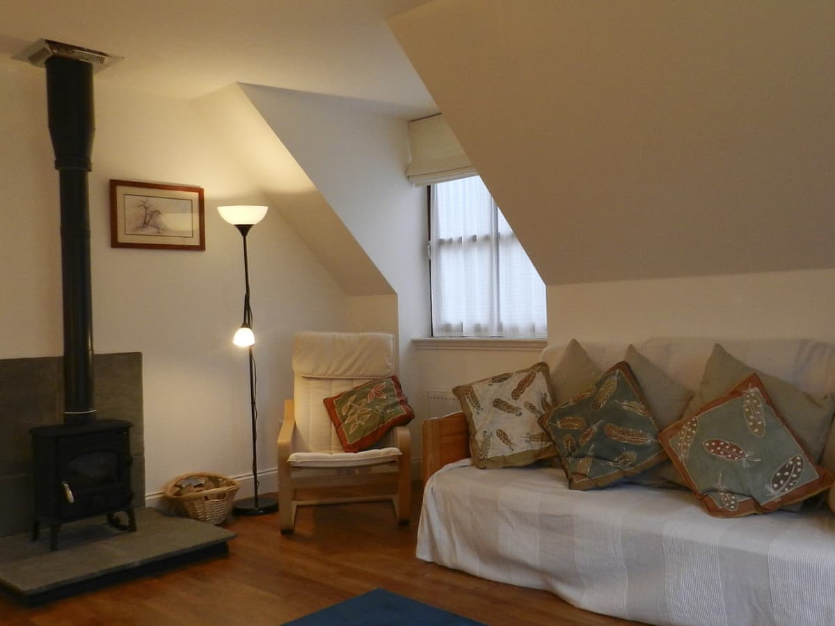 Seaview Cottage Ref Uka380 In Lamlash Isle Of Arran Ayrshire