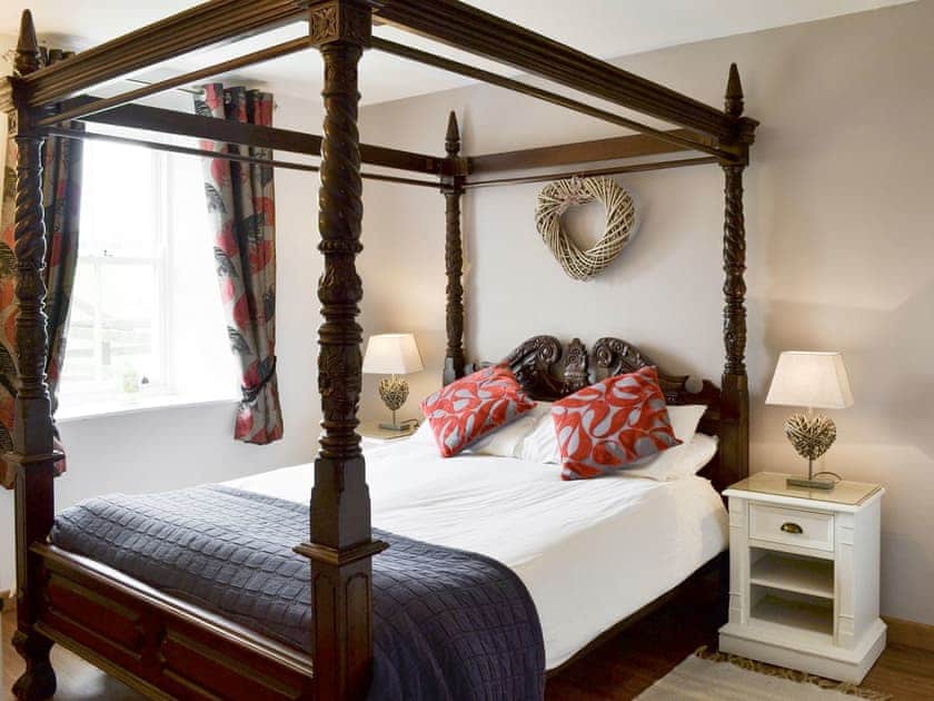 Fabulous four poster bed | The Coach House - The Grange, Whittingham near Alnwick