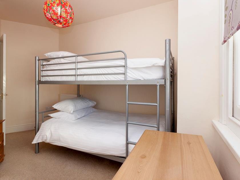 Twin bedroom | Church St 1, Lower Apartment, Salcombe