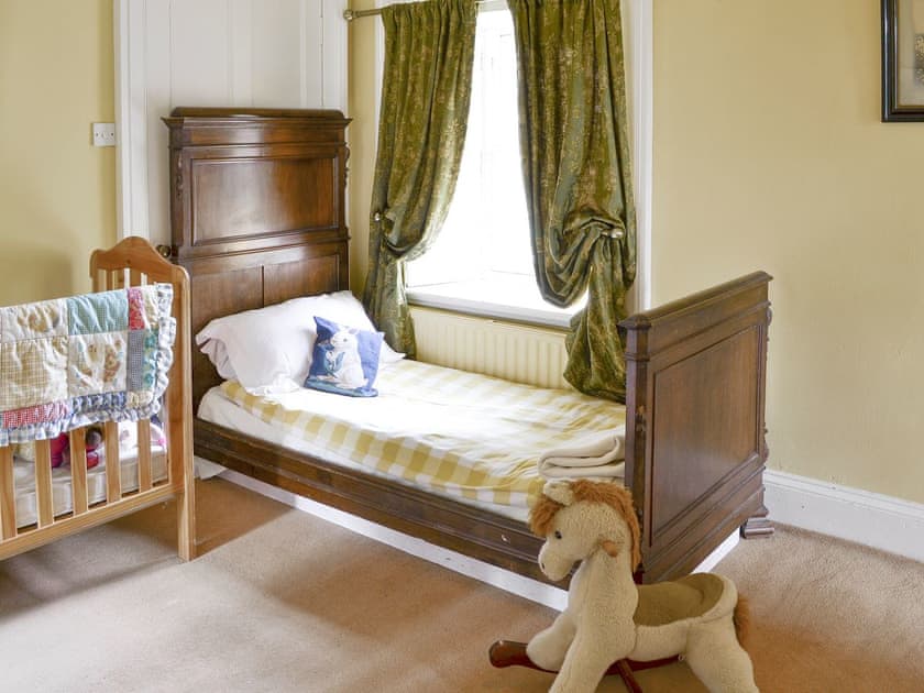 Children’s bedroom | Lochside Garden House - Lochside, Town Yetholm, near Kelso