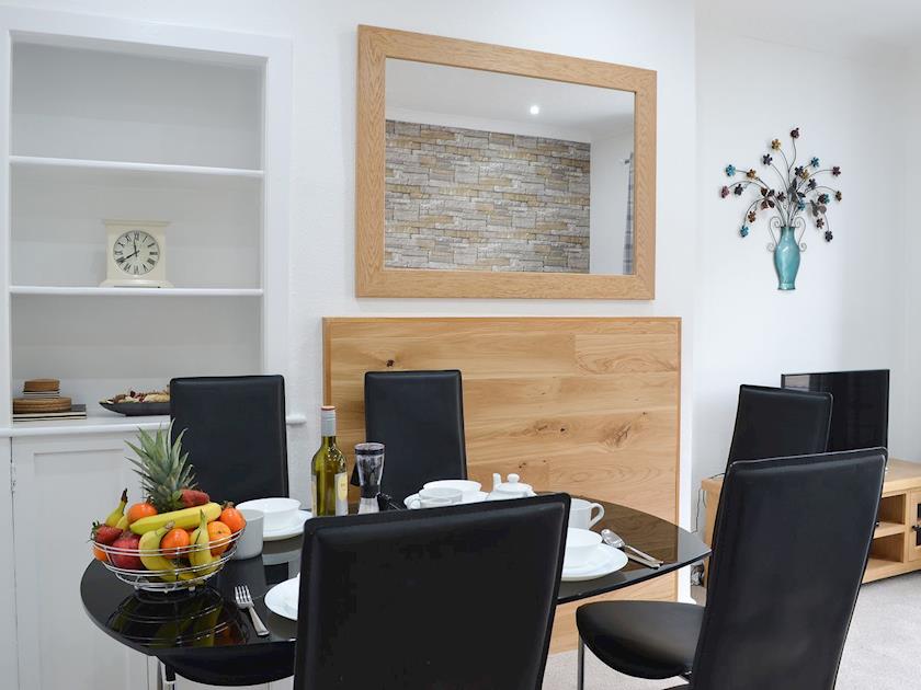 Modest dining area | Rocky Mountain View, Glencoe