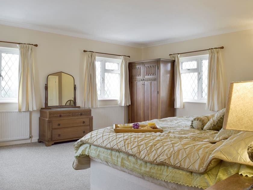 Large double bedroom | Green Haven, Narberth