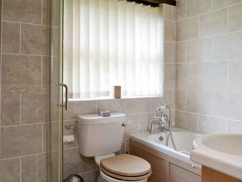 Family bathroom | Walled Garden Lodge, Camerton, near Hull