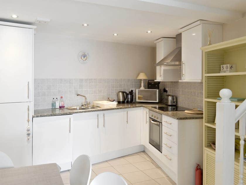 Well-equipped kitchen with dining area | Trinity Apartment 7 - Trinity Mews, Torquay
