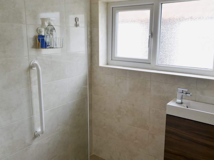 Shower room | Brier Dene End Cottage - Brier Dene Farm Cottages, Old Hartley, near Whitley Bay 