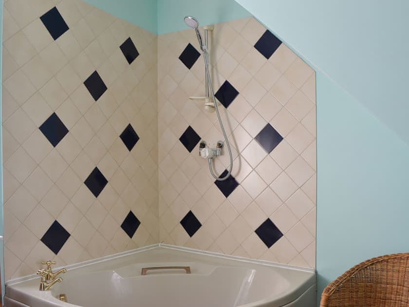 Bathroom | Culcharry Cottage, Cawdor, Nairn