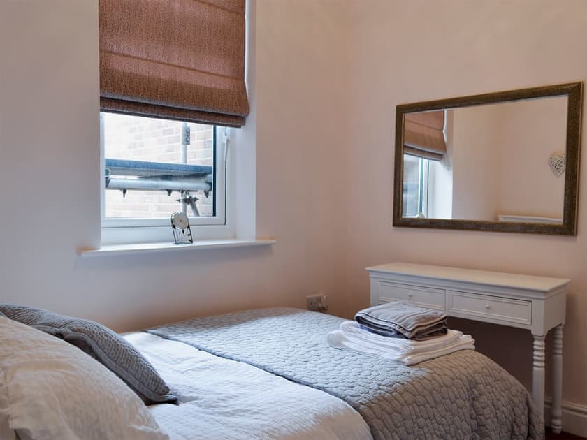 Double bedroom | Cottage on the Green, Acomb, near York
