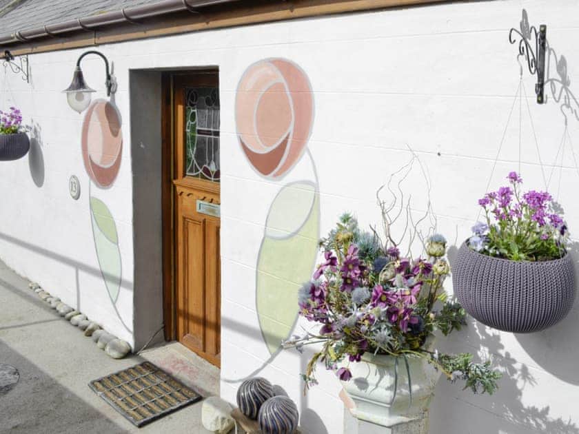 Welcoming main entrance | Sea Yonder, Buckie, near Cullen