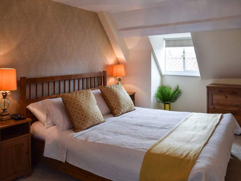 Double bedroom | Honeyz Hideaway, Whitby