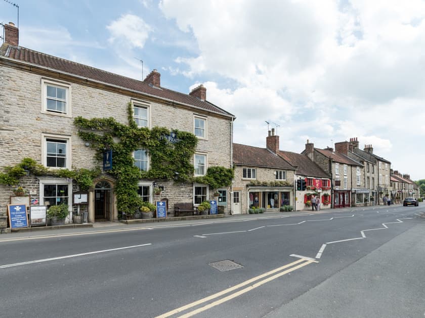 Delightful market town of Helmsley | Hyland Cottage, Rye Cottage, Helmsley