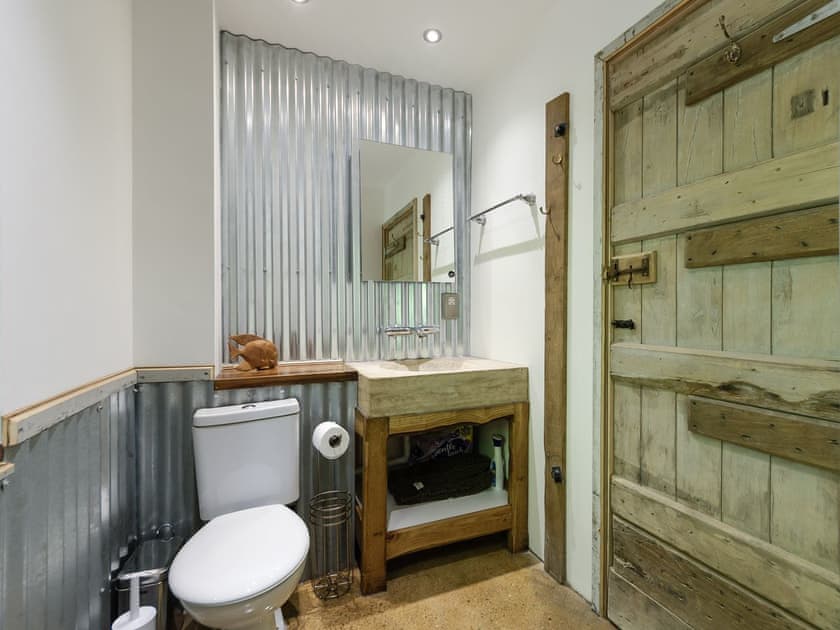 Bathroom | The Retreat, Longhope, near Gloucester