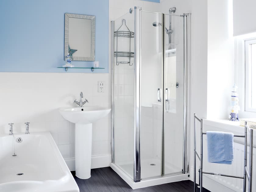 Bathrom | Dovecote House, Wooler