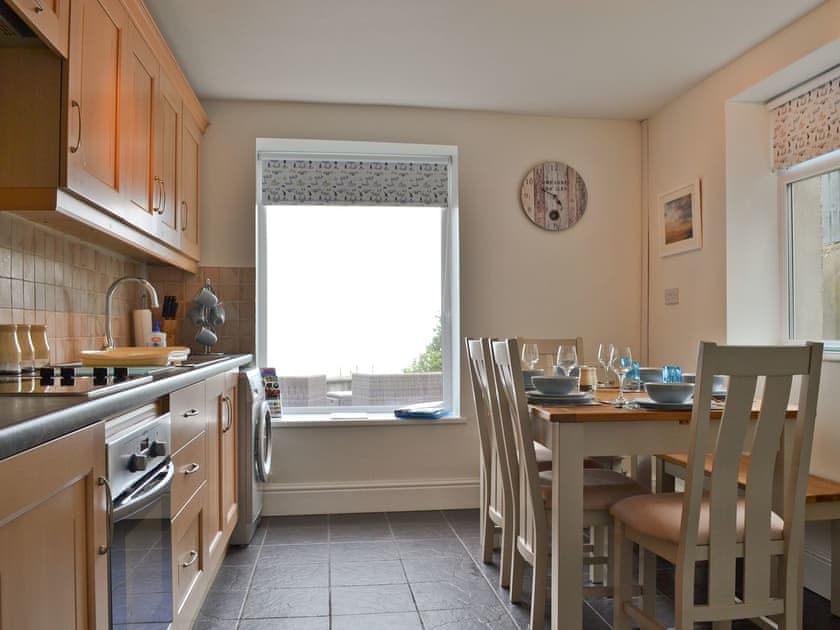 Kitchen with dining area | Wendon, Criccieth, near Porthmadog