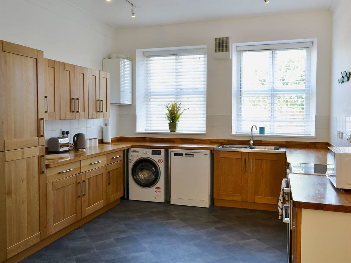 Magnolia Lodge - Holiday lodge in East Anglia - Image 4