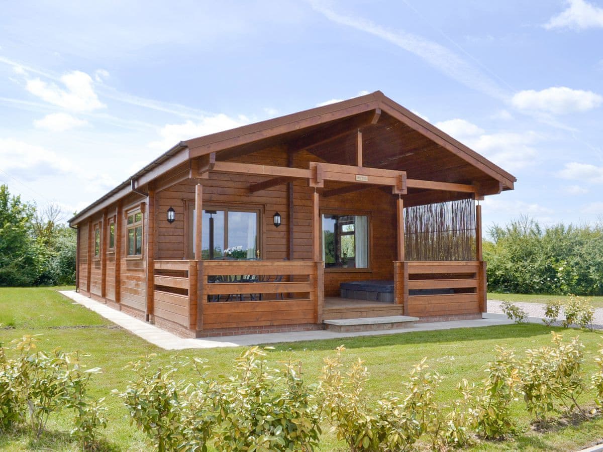 Faulkers Lakes - Hazel Lodge - Holiday lodge in Central England - Image 1