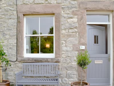 Pear Tree Cottage Cottages In Matlock Derbyshire Cottages