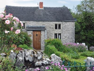 Ivy Cottage Cottages In Buxton Bakewell Derbyshire Cottages