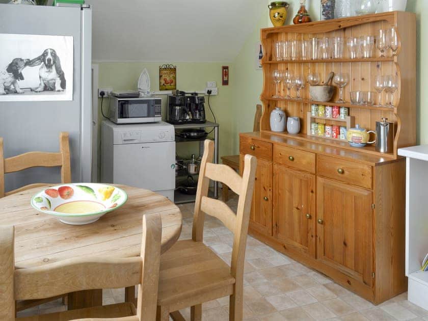 Spacious kitchen with dining area | Pax, St. Margarets at Cliffe, near Dover