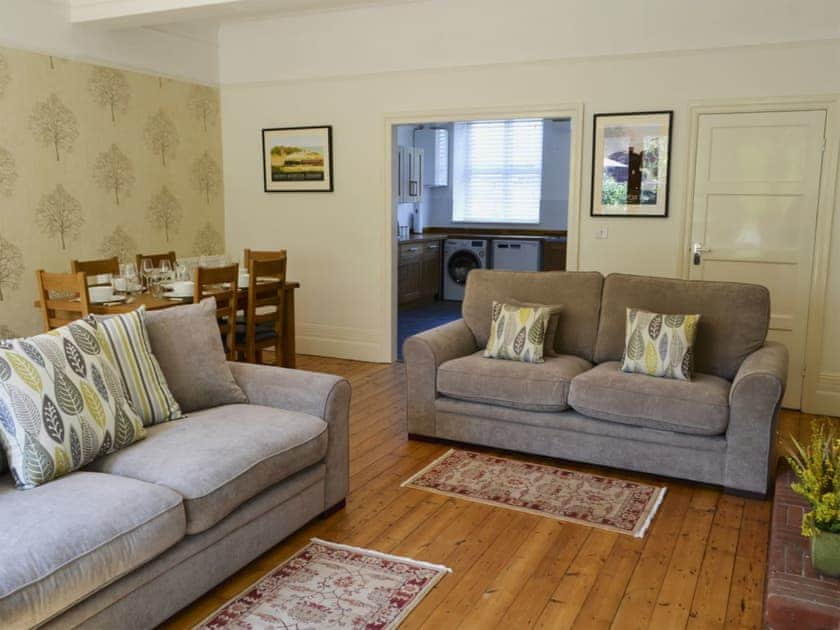 Roomy living and dining area | Magnolia Lodge, Sheringham