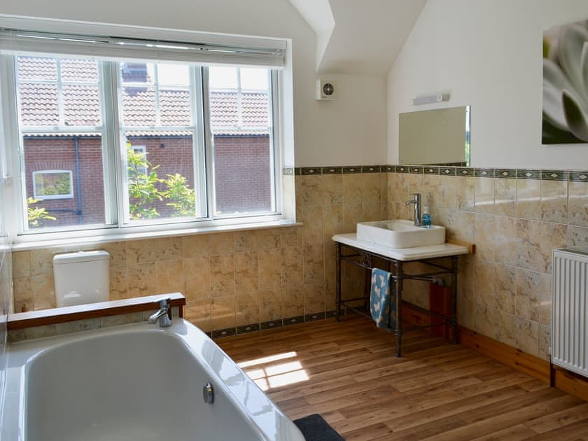Bathroom | Magnolia Lodge, Sheringham