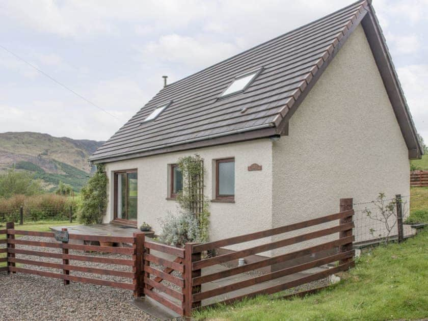 Attractive holiday home | Rosdail, Inverinate, near Kyle