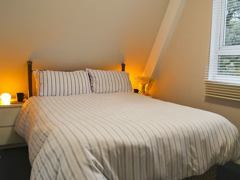 Comfortable double bedroom | Hives - At Berridon Lodges, Bradworthy, near Holsworthy