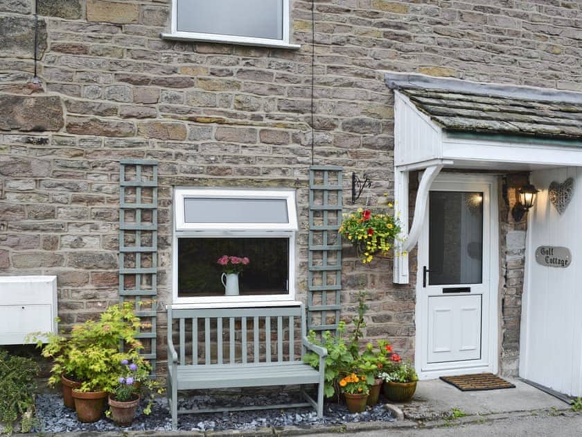 Quaint terraced cottage  | Golf Cottage, Chapel-en-le-Frith, near Buxton