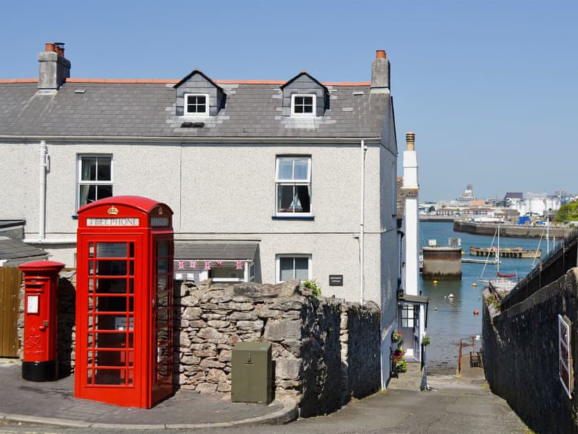 Semi-detached, coastal cottage  | Providence Cottage, Turnchapel, near Plymouth