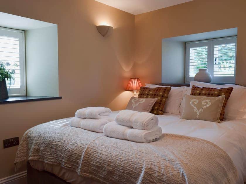 Double bedroom | Fountain Hill, Eglwyswrw, near Cardigan
