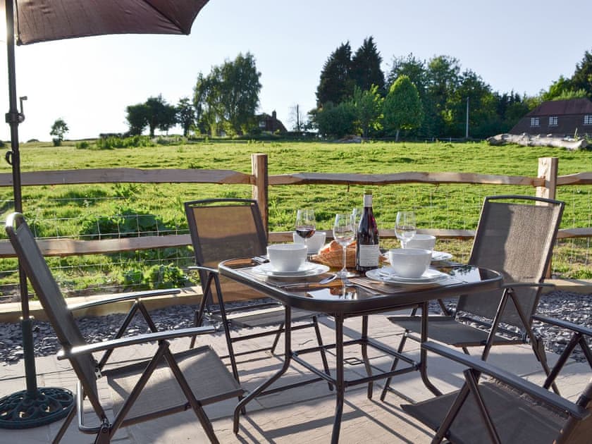 Sitting out area | The Old Parlour, Whatlington, near Battle